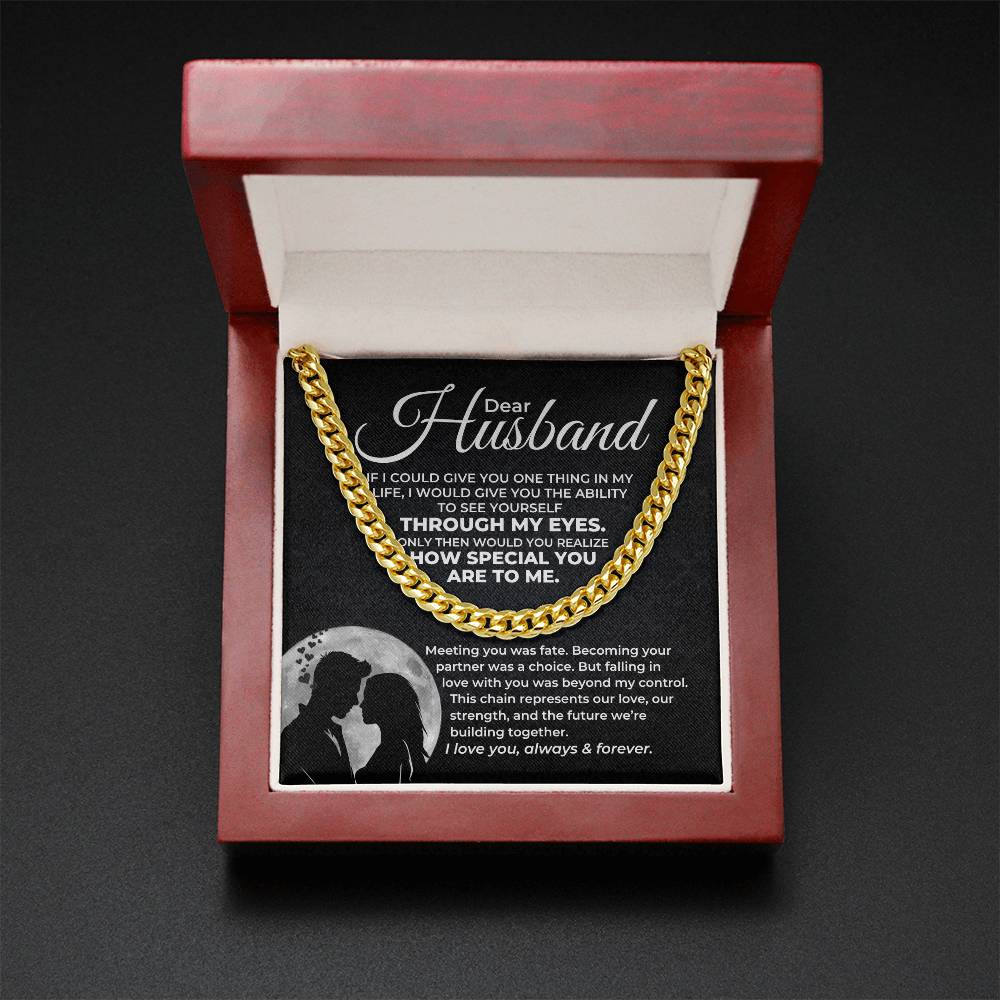 Cuban link chain gift box detail