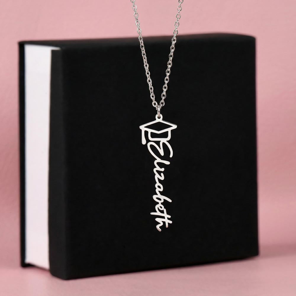 Heart Memento™ Laurelwrit Personalized Graduation Name Necklace – Custom Graduation Cap Necklace for Her