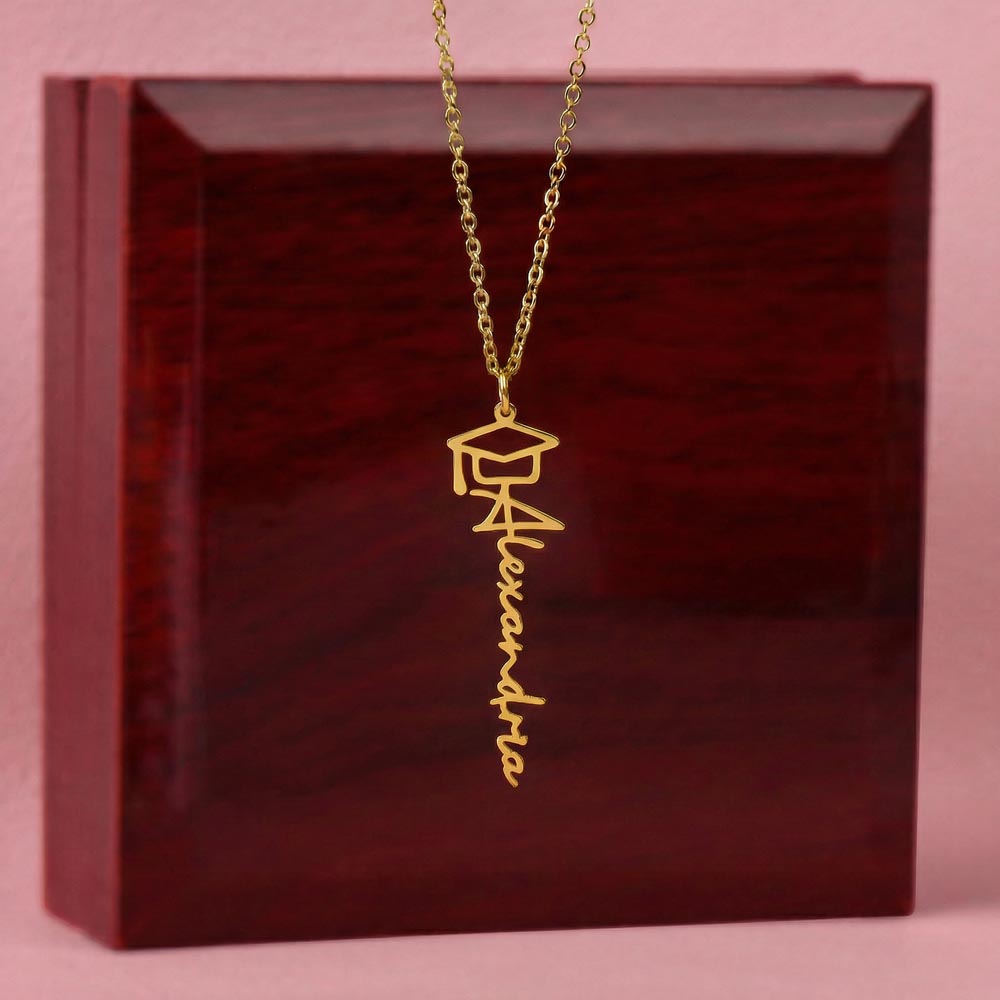 Heart Memento™ Laurelwrit Personalized Graduation Name Necklace – Custom Graduation Cap Necklace for Her